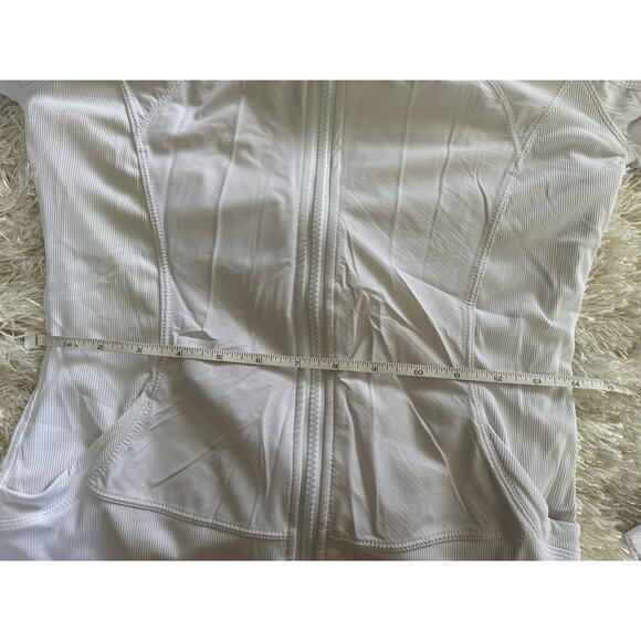 Lululemon In Flux Jacket – White Size 6 - Picture 8 of 8